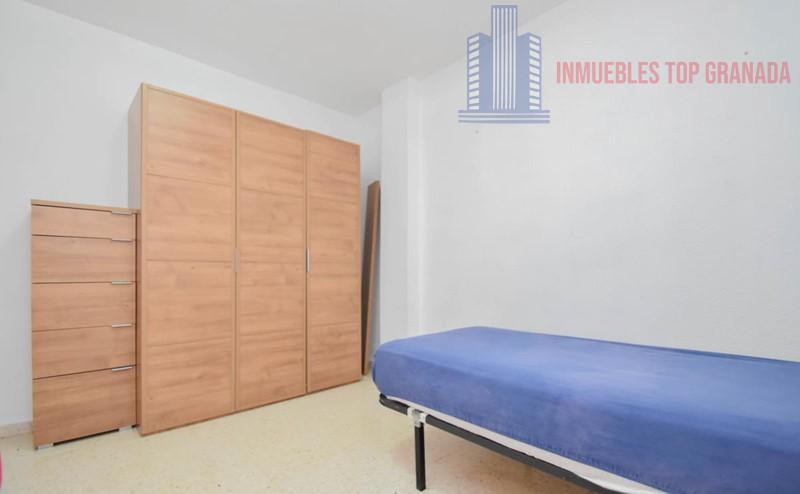 For sale of flat in Atarfe
