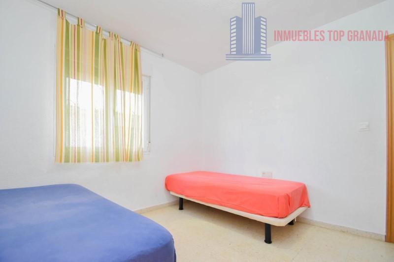 For sale of flat in Atarfe
