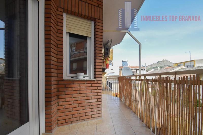 For sale of flat in Atarfe