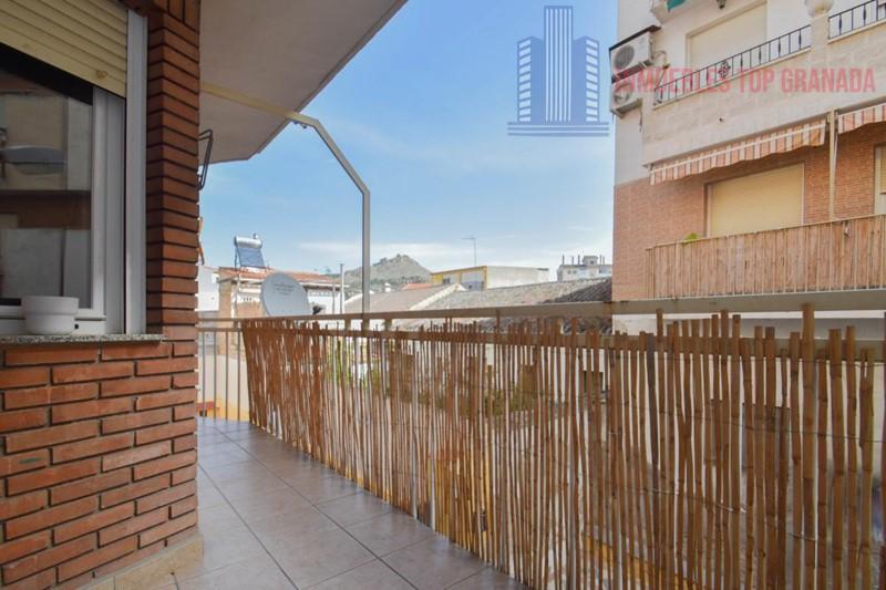 For sale of flat in Atarfe