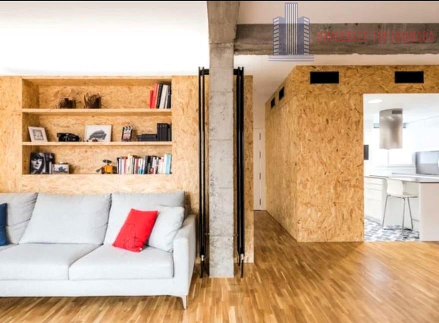 For sale of penthouse in Granada