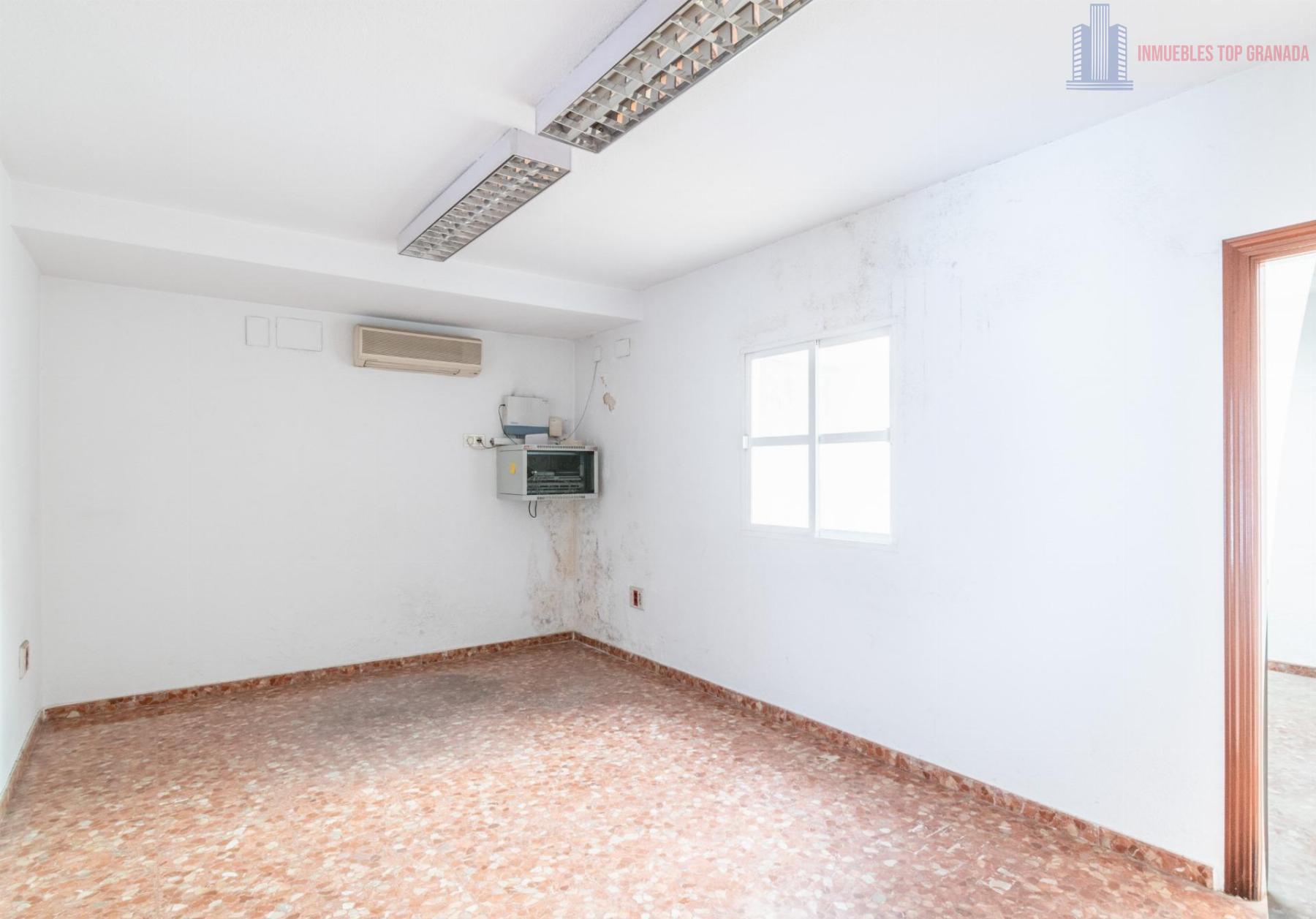 For sale of house in Santa Fe