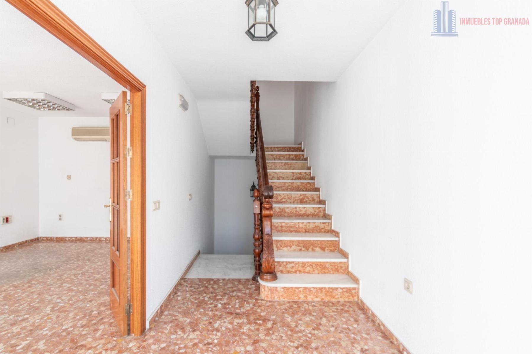 For sale of house in Santa Fe