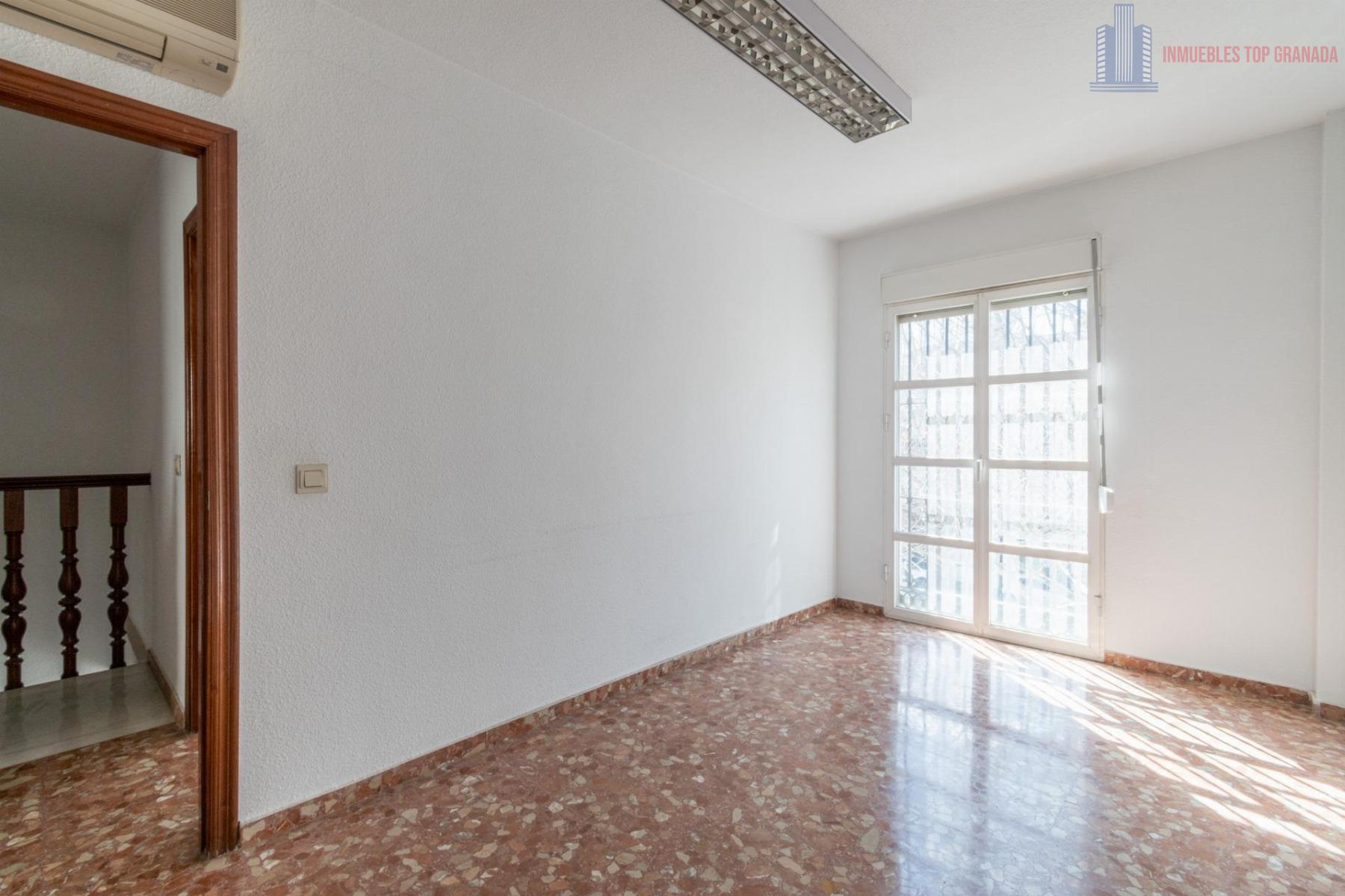 For sale of house in Santa Fe