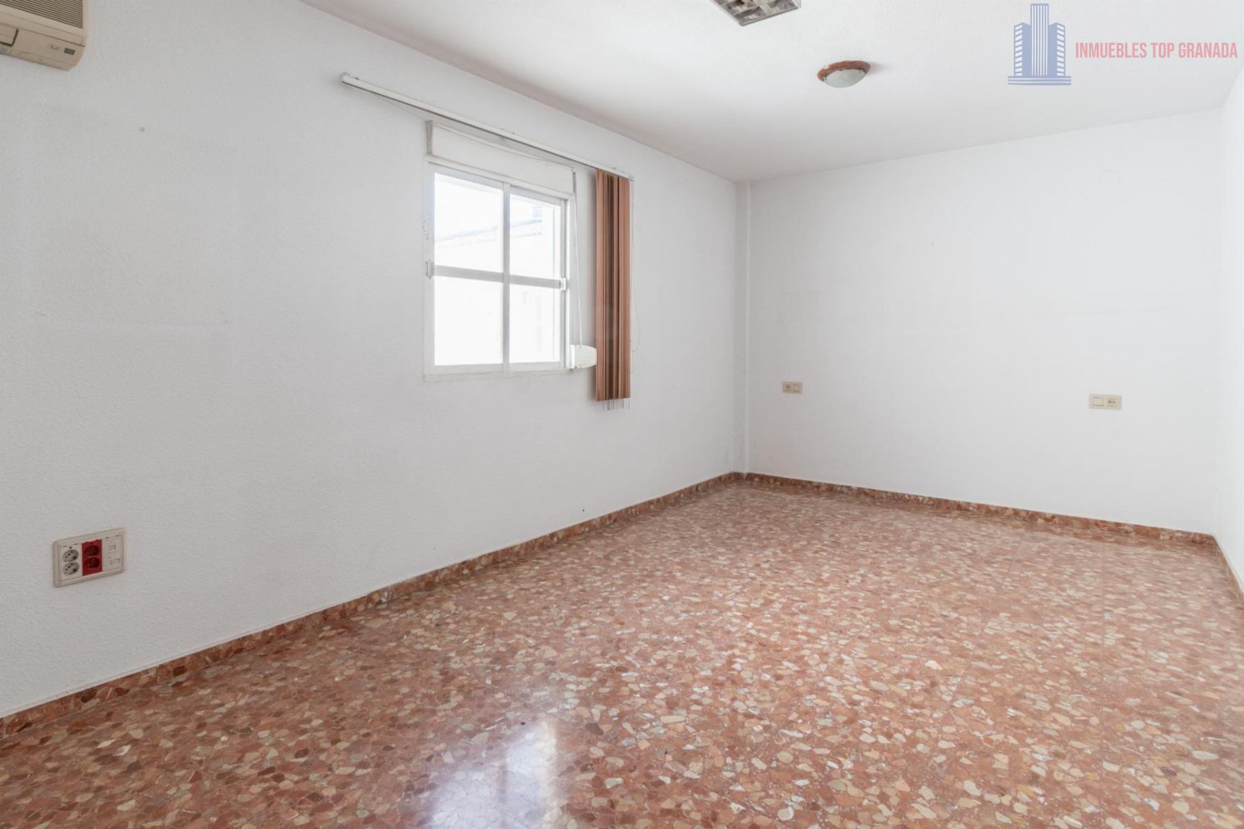 For sale of house in Santa Fe