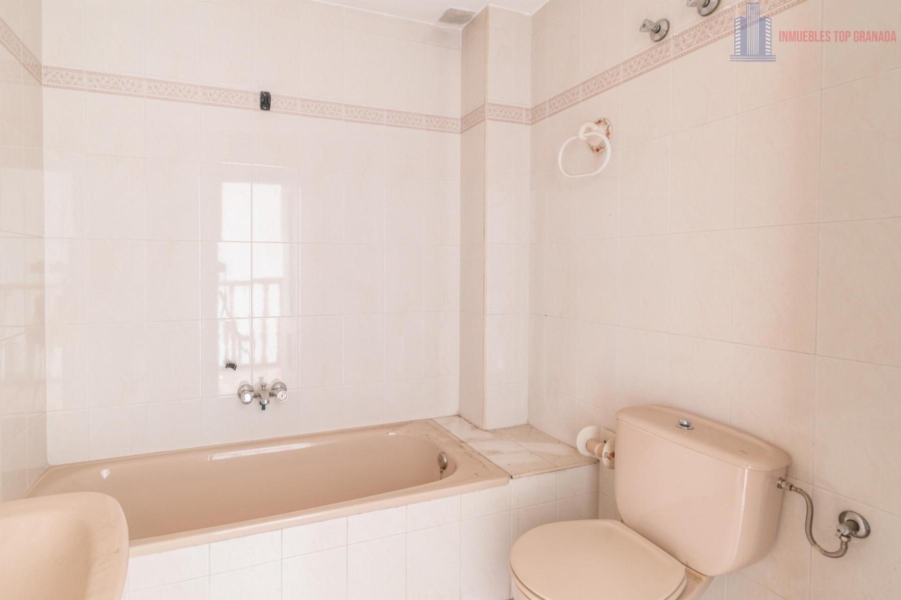 For sale of house in Santa Fe