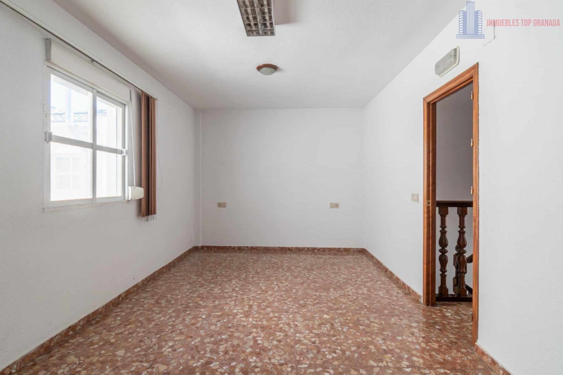 For sale of house in Santa Fe