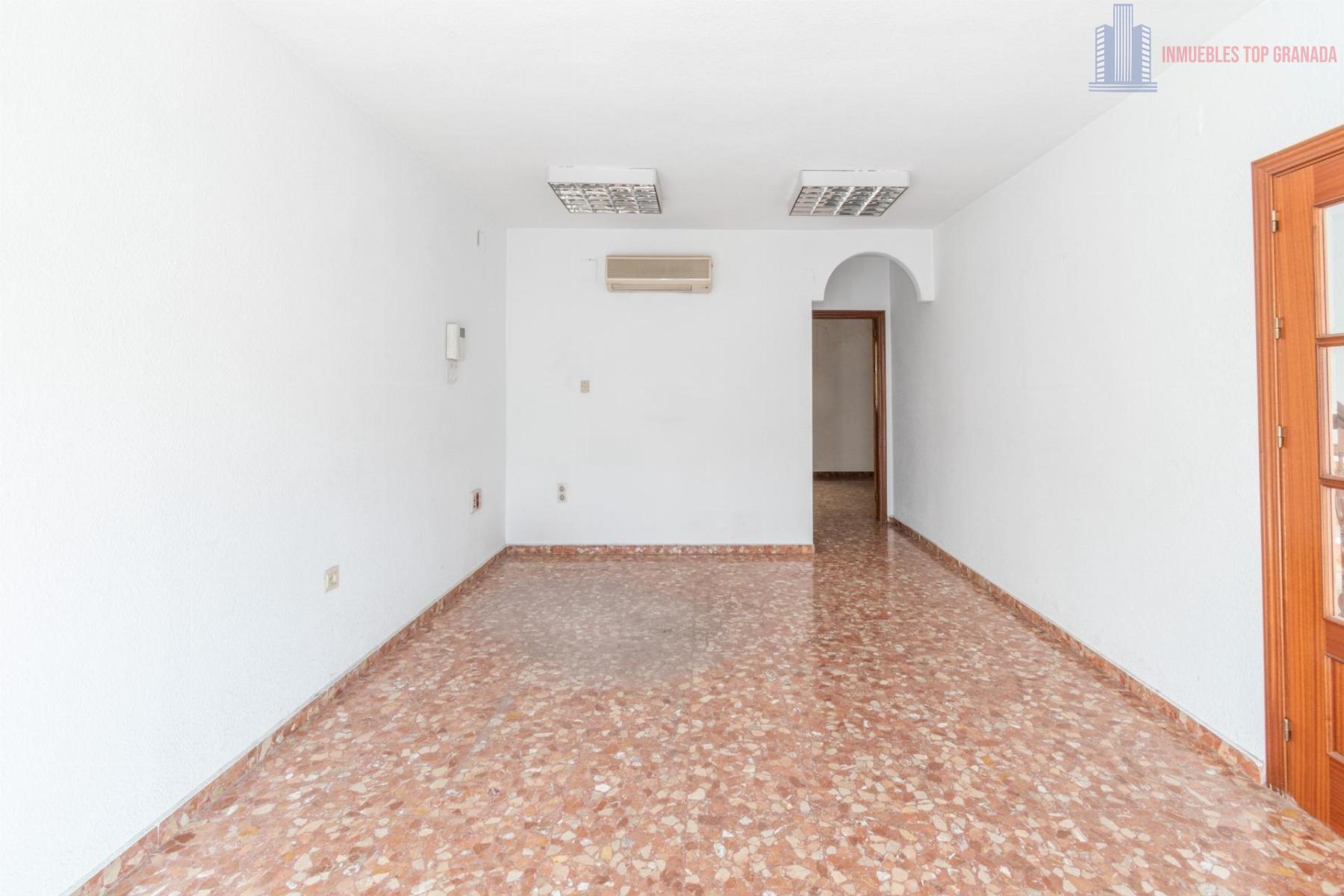 For sale of house in Santa Fe