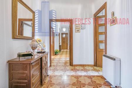 For sale of flat in Granada