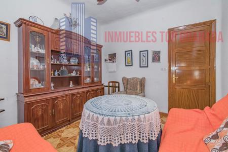 For sale of flat in Granada
