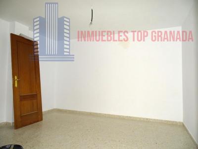 For sale of flat in Ogíjares