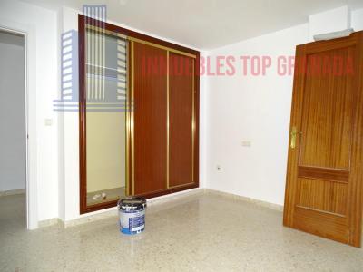 For sale of flat in Ogíjares
