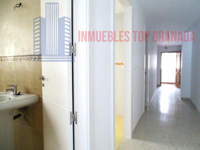 For sale of flat in Ogíjares
