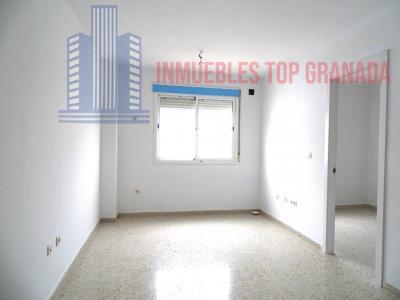 For sale of flat in Ogíjares