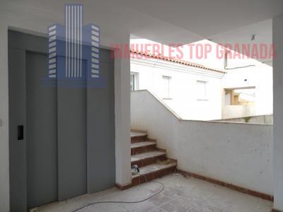 For sale of flat in Ogíjares