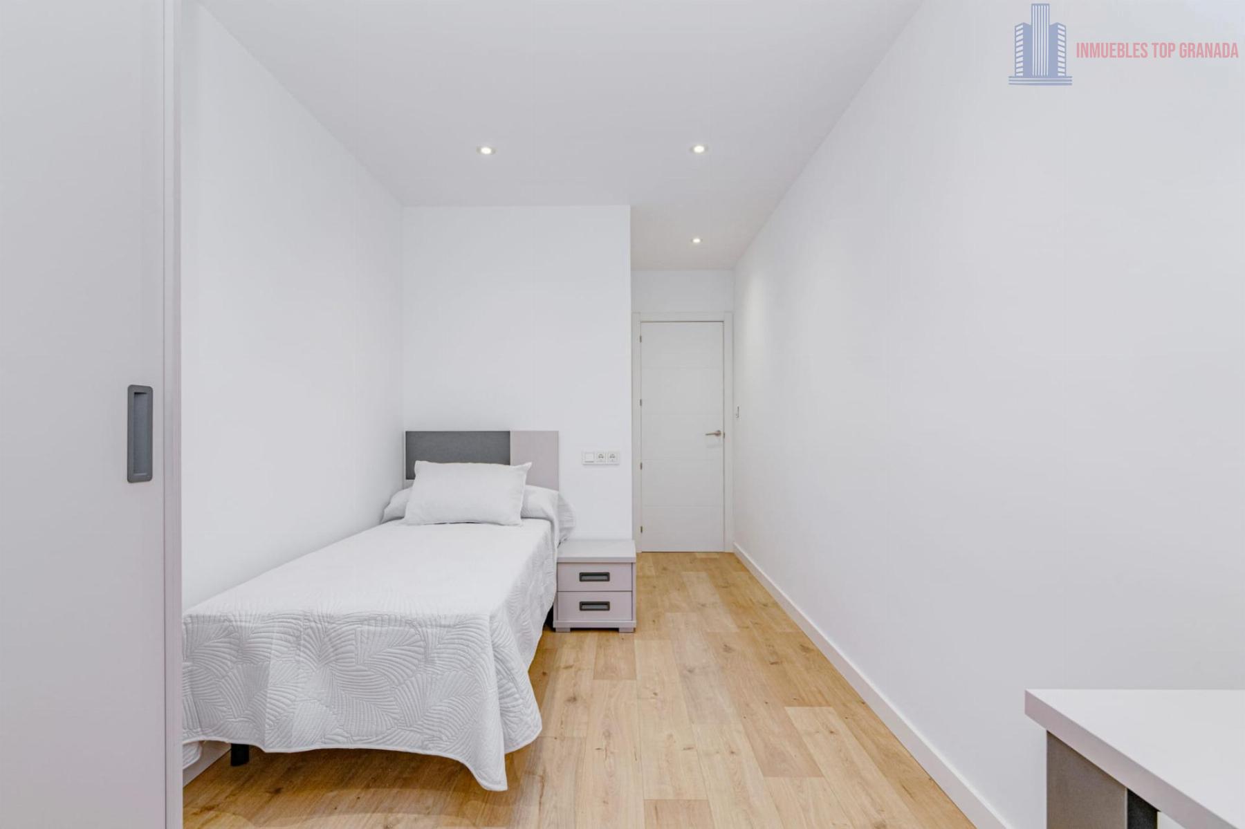 Venta de piso en Granada