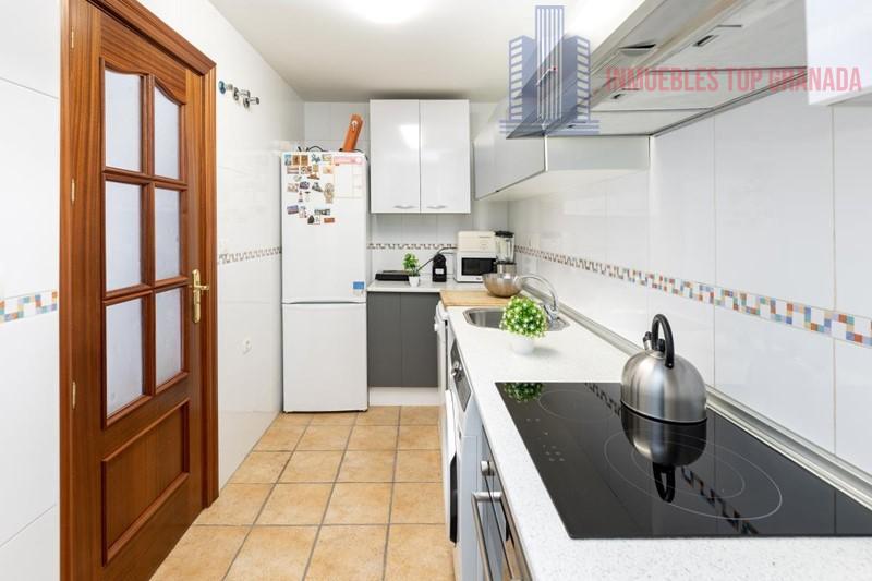 For sale of flat in Albolote