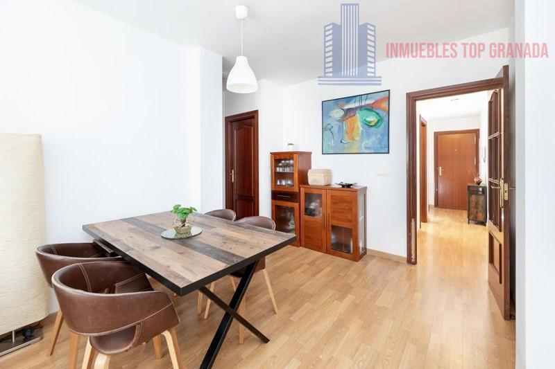 For sale of flat in Albolote