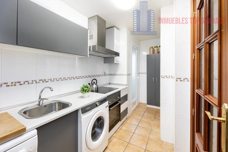 For sale of flat in Albolote