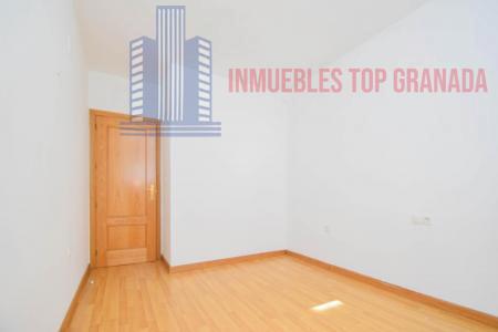 Venta de piso en Churriana de la Vega