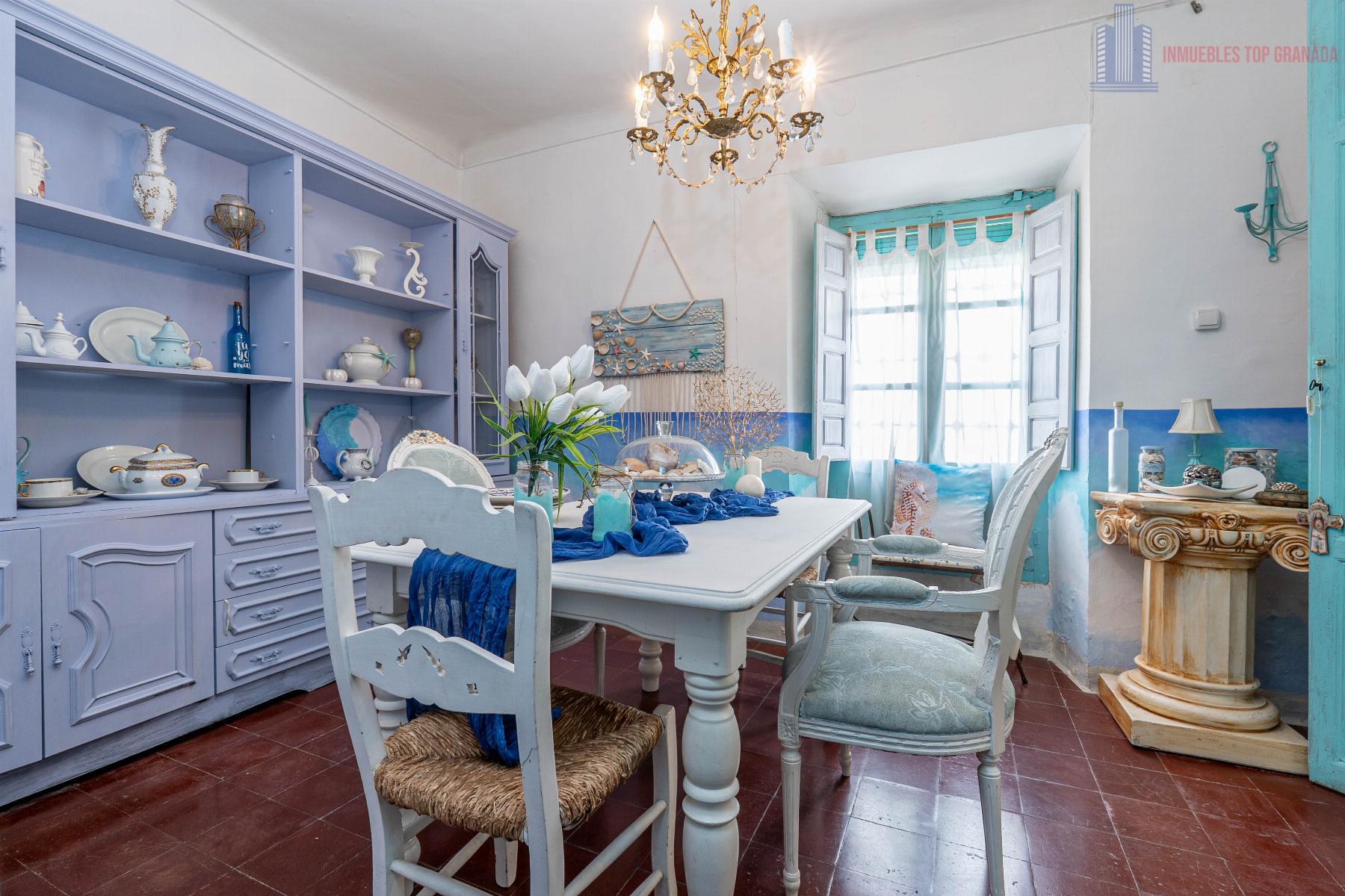 For sale of house in Illora