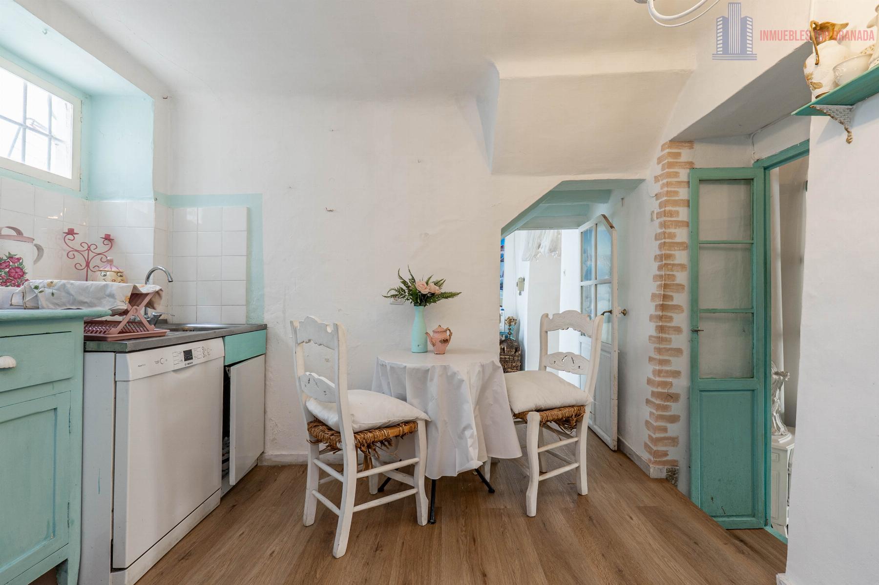 For sale of house in Illora
