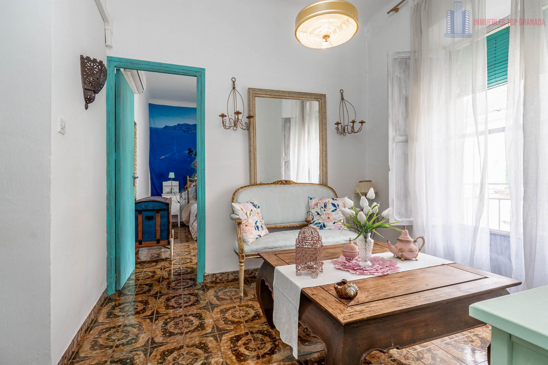 For sale of house in Illora