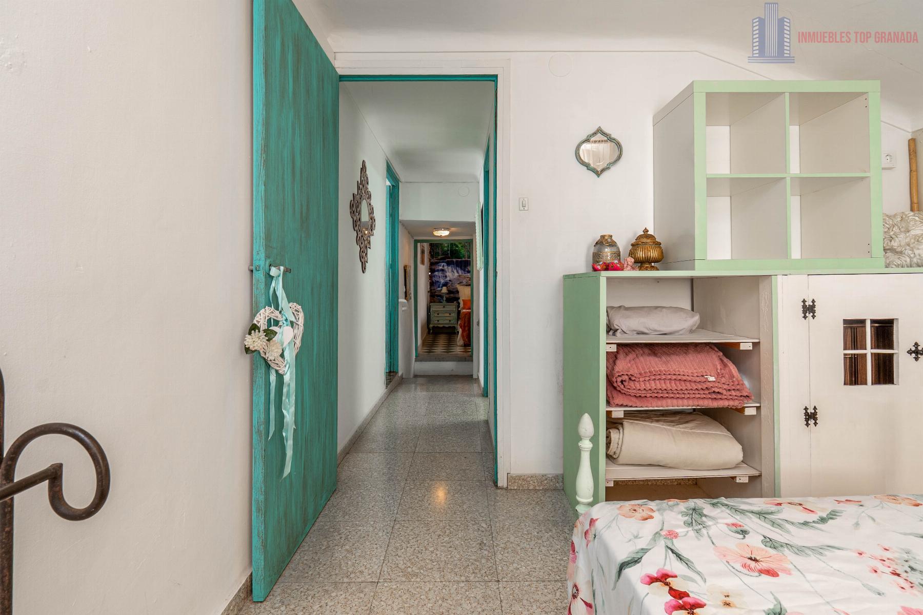For sale of house in Illora