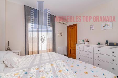For sale of chalet in Huétor Vega