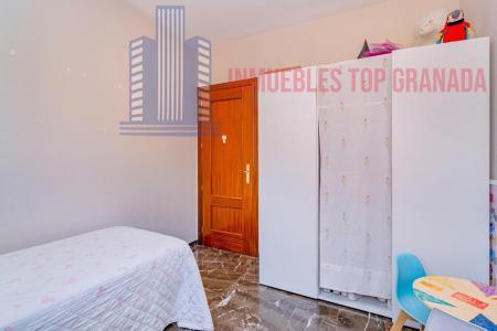 For sale of chalet in Huétor Vega