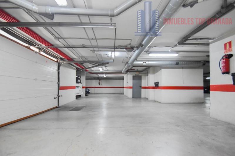 For sale of flat in Churriana de la Vega