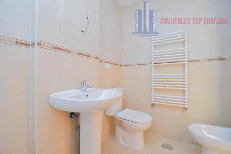 For sale of flat in Churriana de la Vega