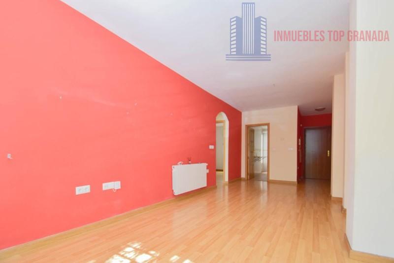 For sale of flat in Churriana de la Vega