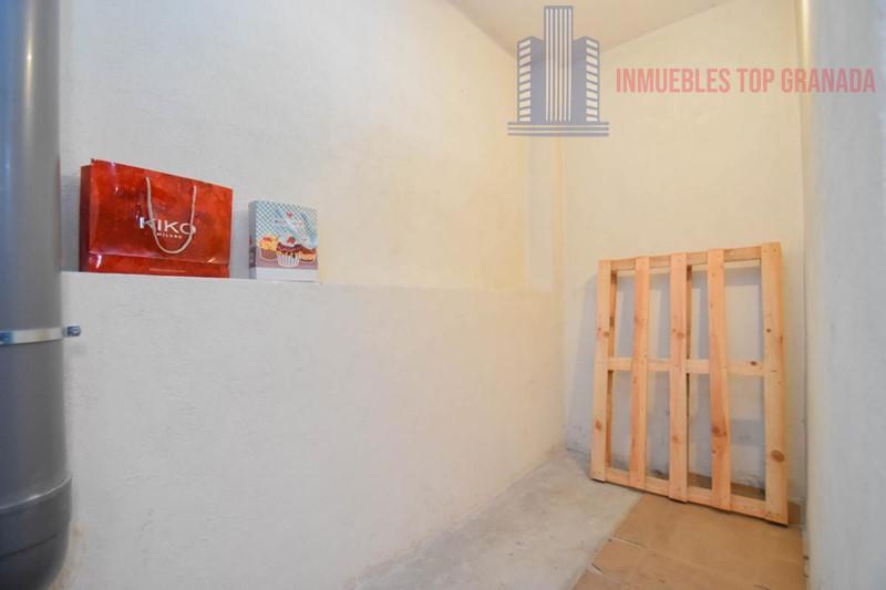 For sale of flat in Churriana de la Vega