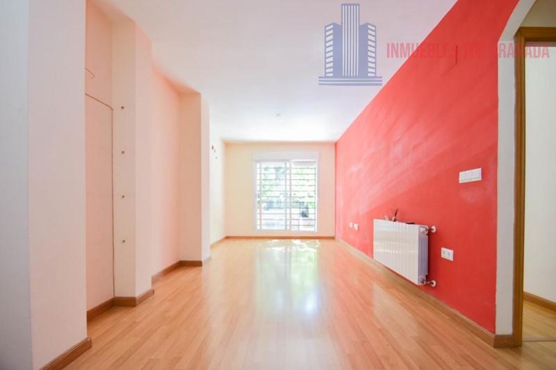 For sale of flat in Churriana de la Vega