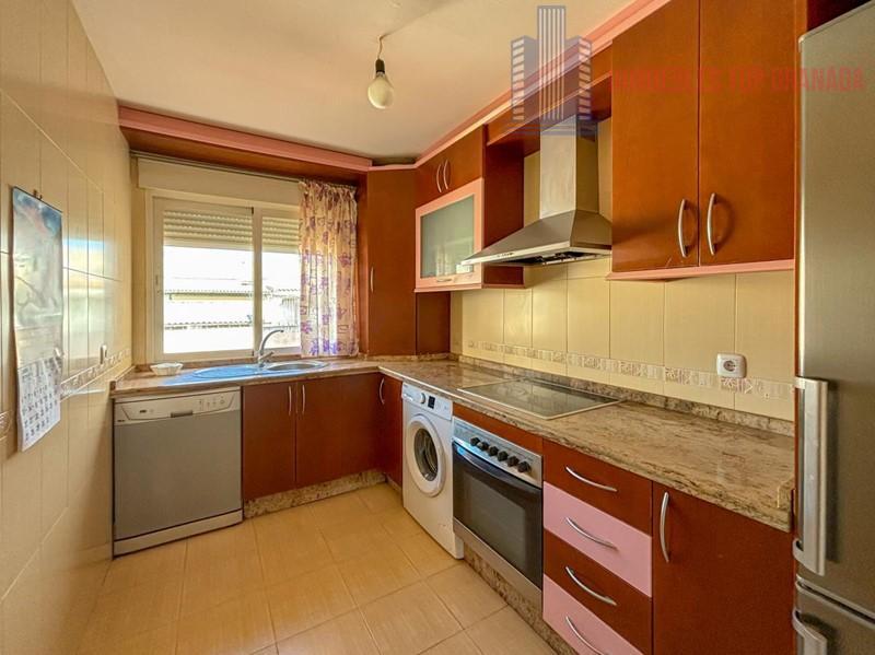 For sale of flat in Atarfe