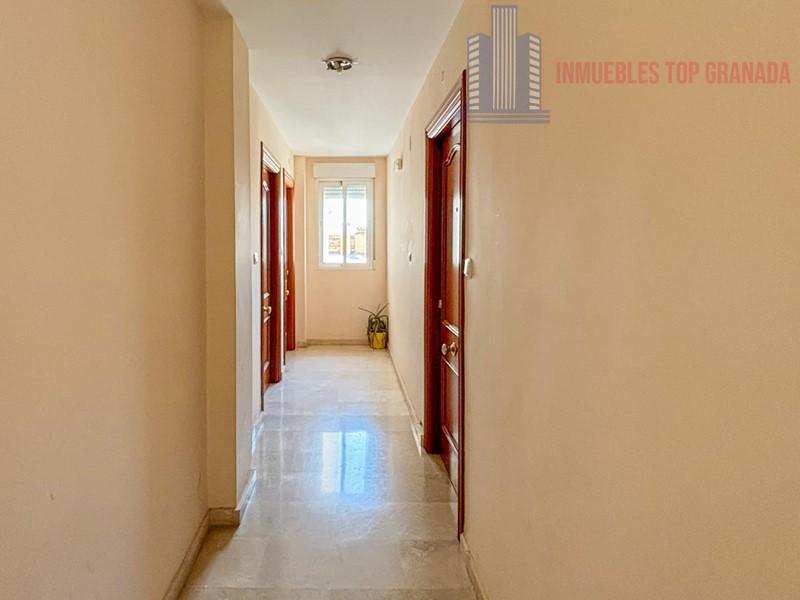 For sale of flat in Atarfe