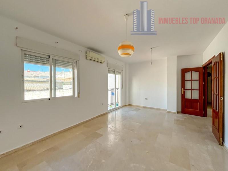 For sale of flat in Atarfe