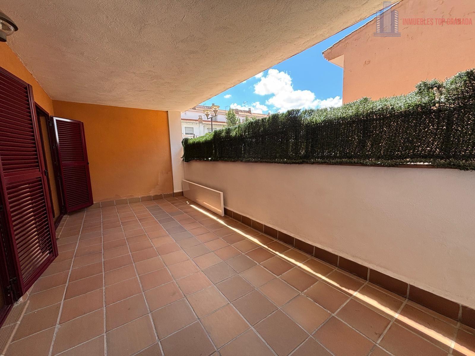 For sale of flat in Armilla