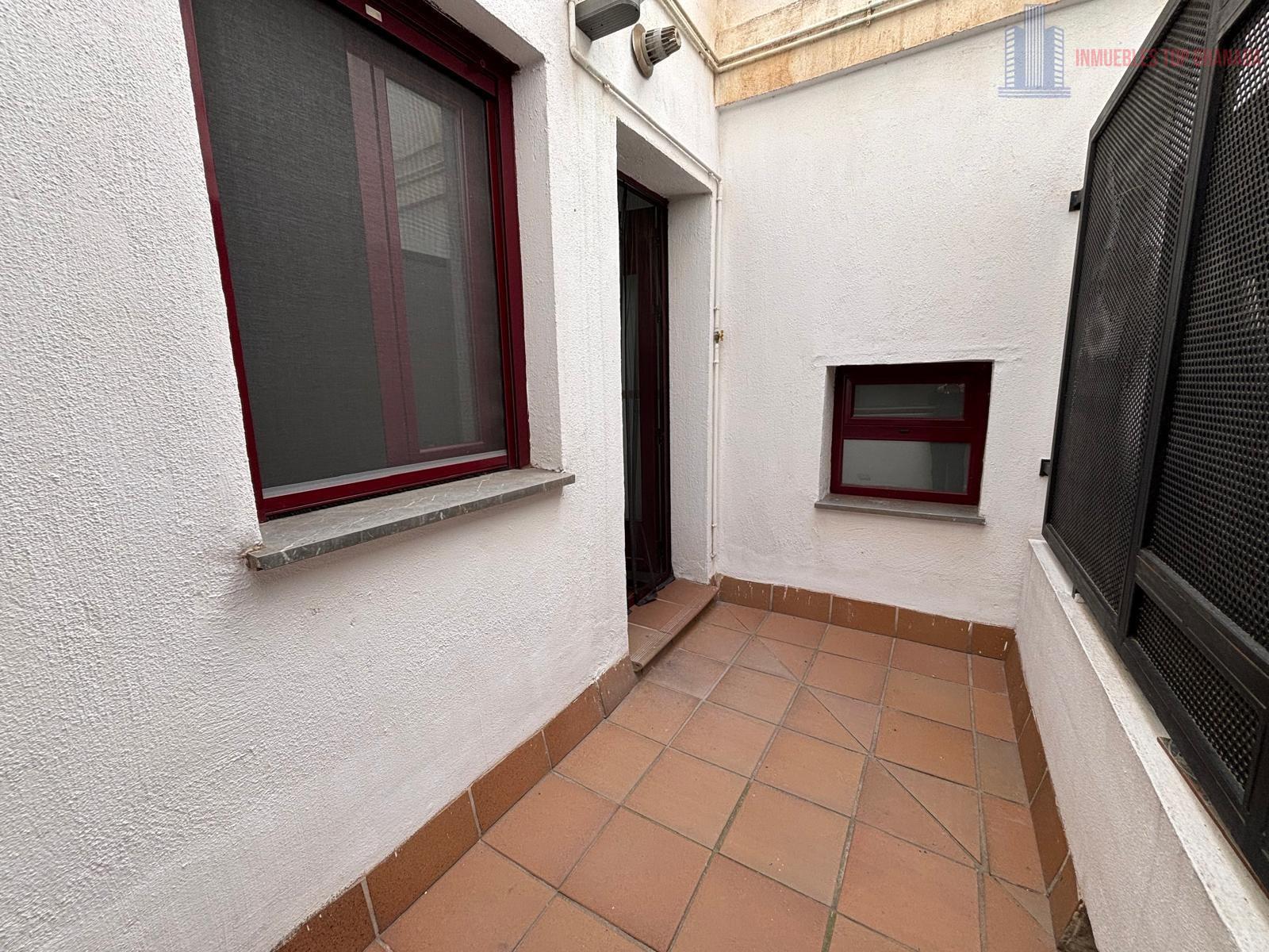 For sale of flat in Armilla