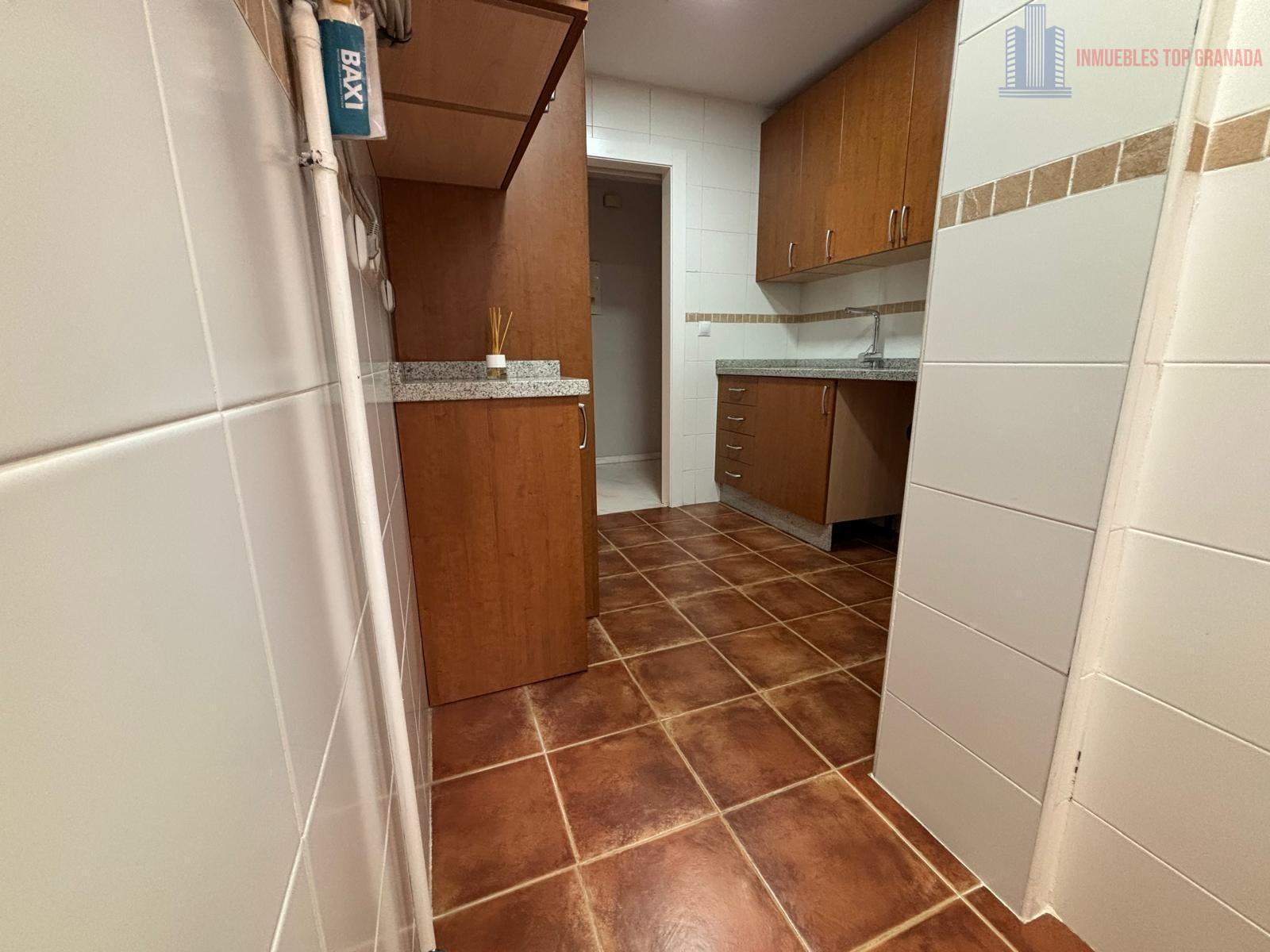 For sale of flat in Armilla
