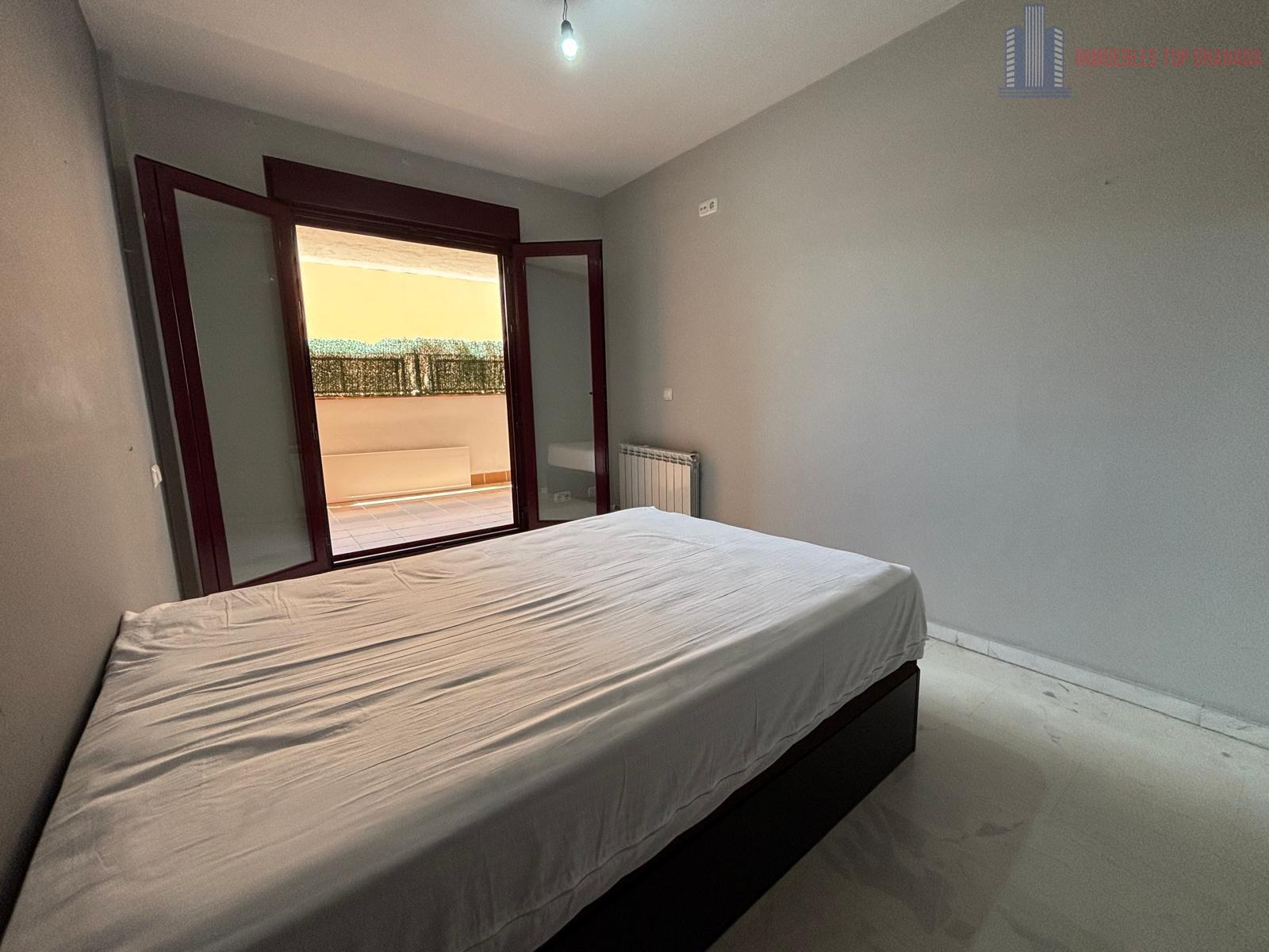 For sale of flat in Armilla