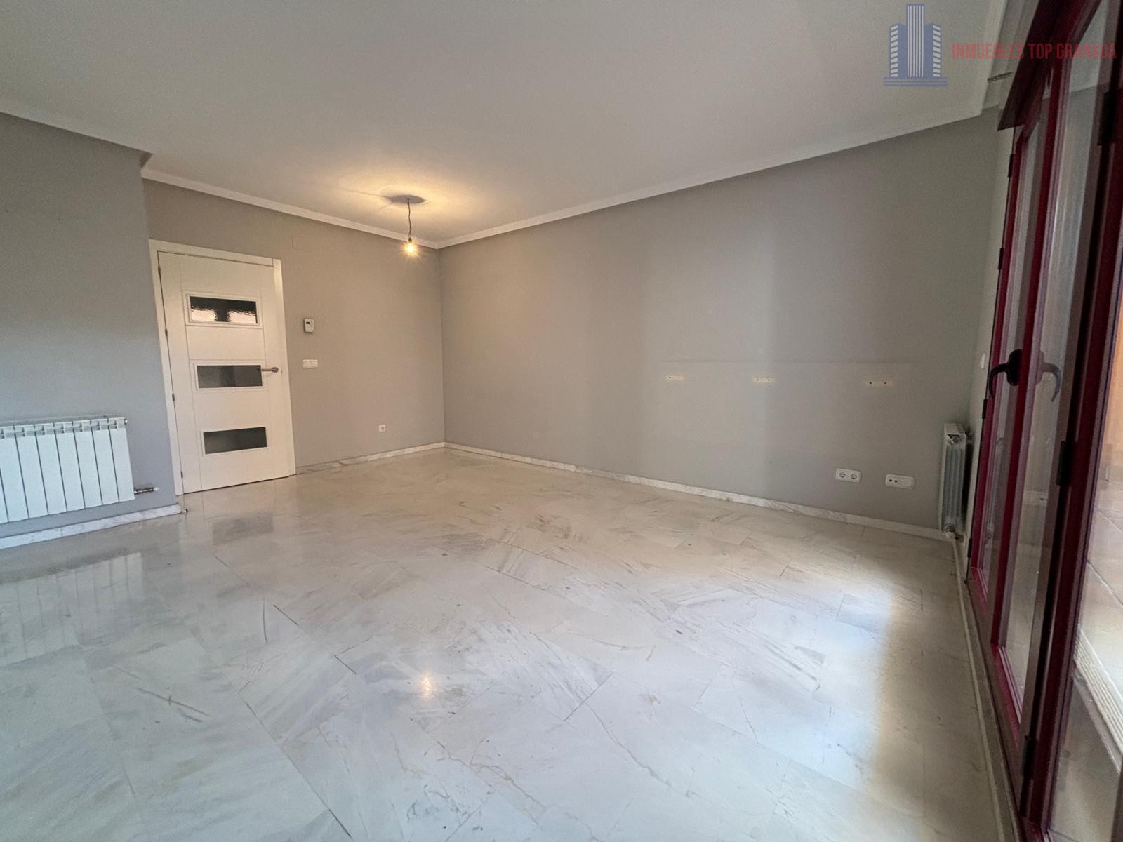 For sale of flat in Armilla