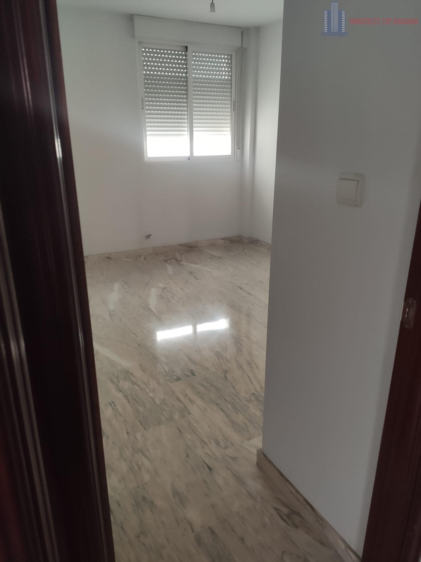 For sale of flat in Maracena