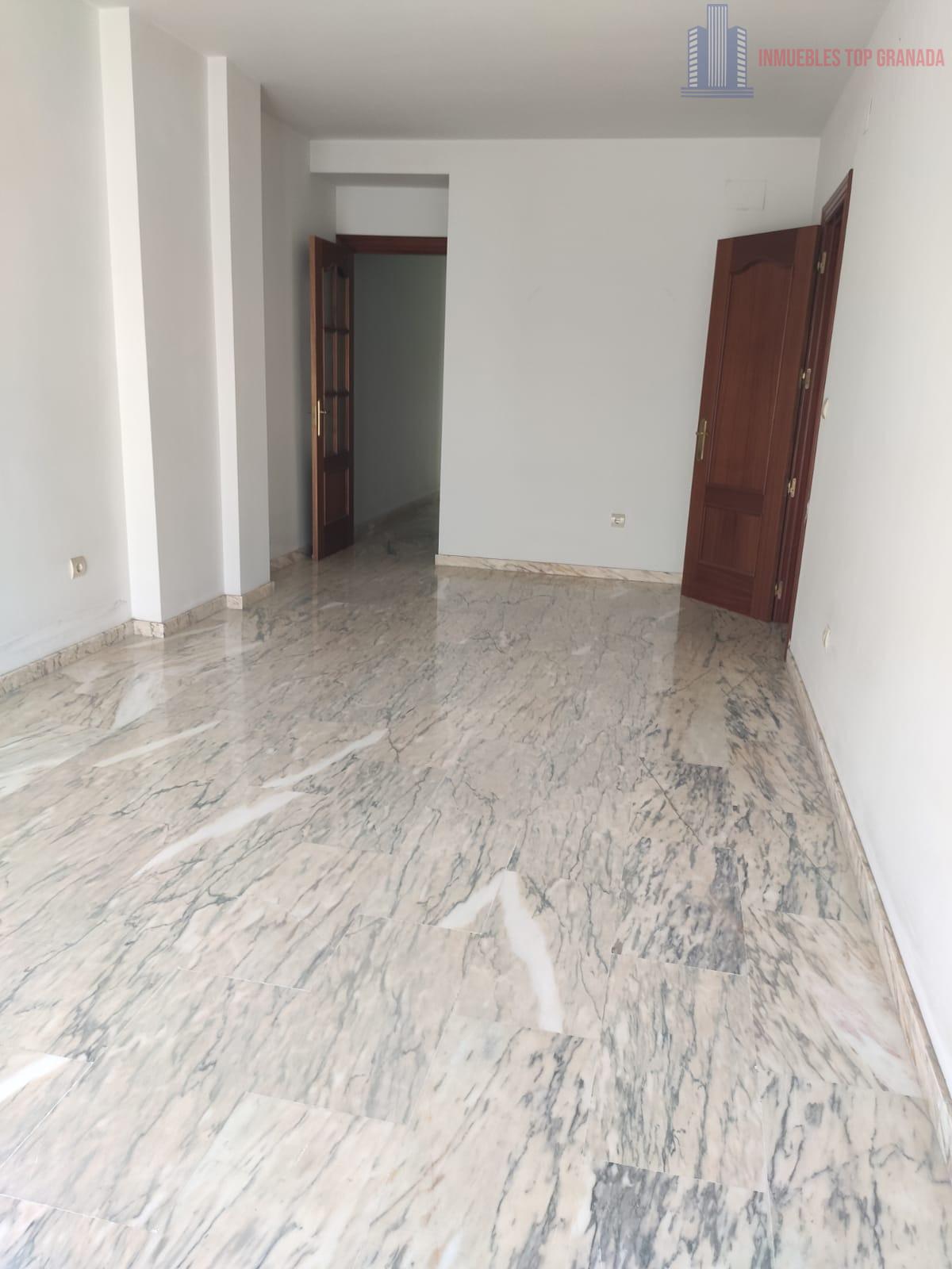 For sale of flat in Maracena