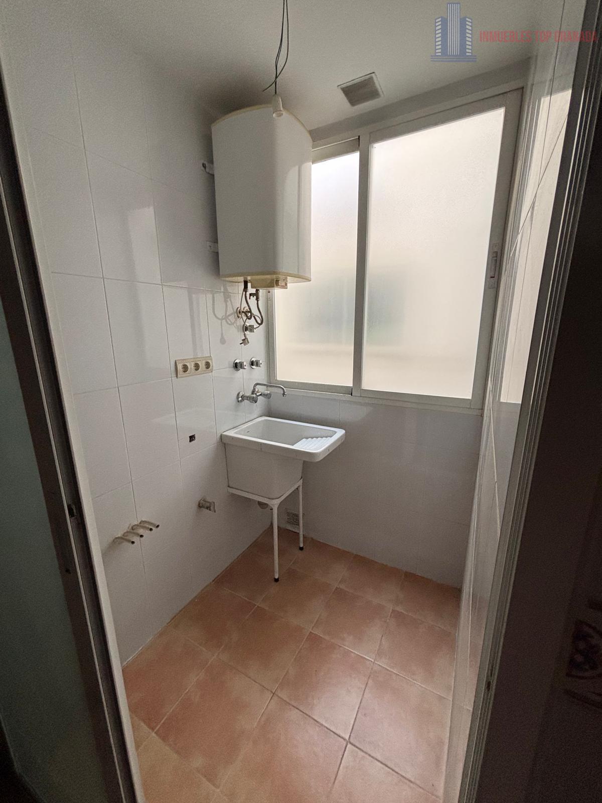 For sale of flat in Maracena