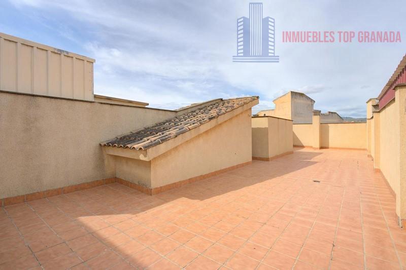 For sale of duplex in Padul