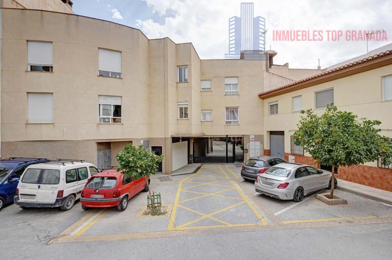 For sale of duplex in Padul