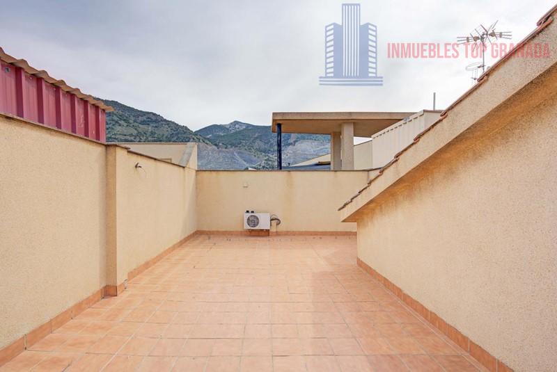 For sale of duplex in Padul