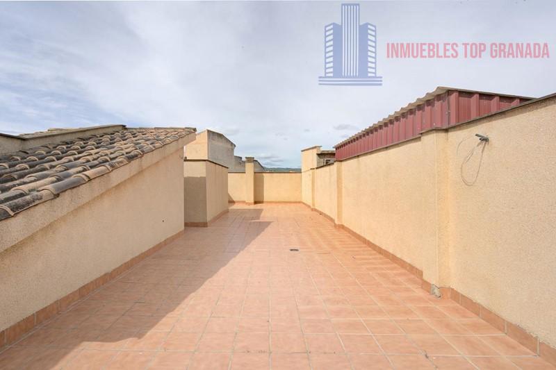For sale of duplex in Padul